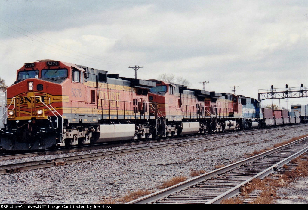 BNSF 5376 West